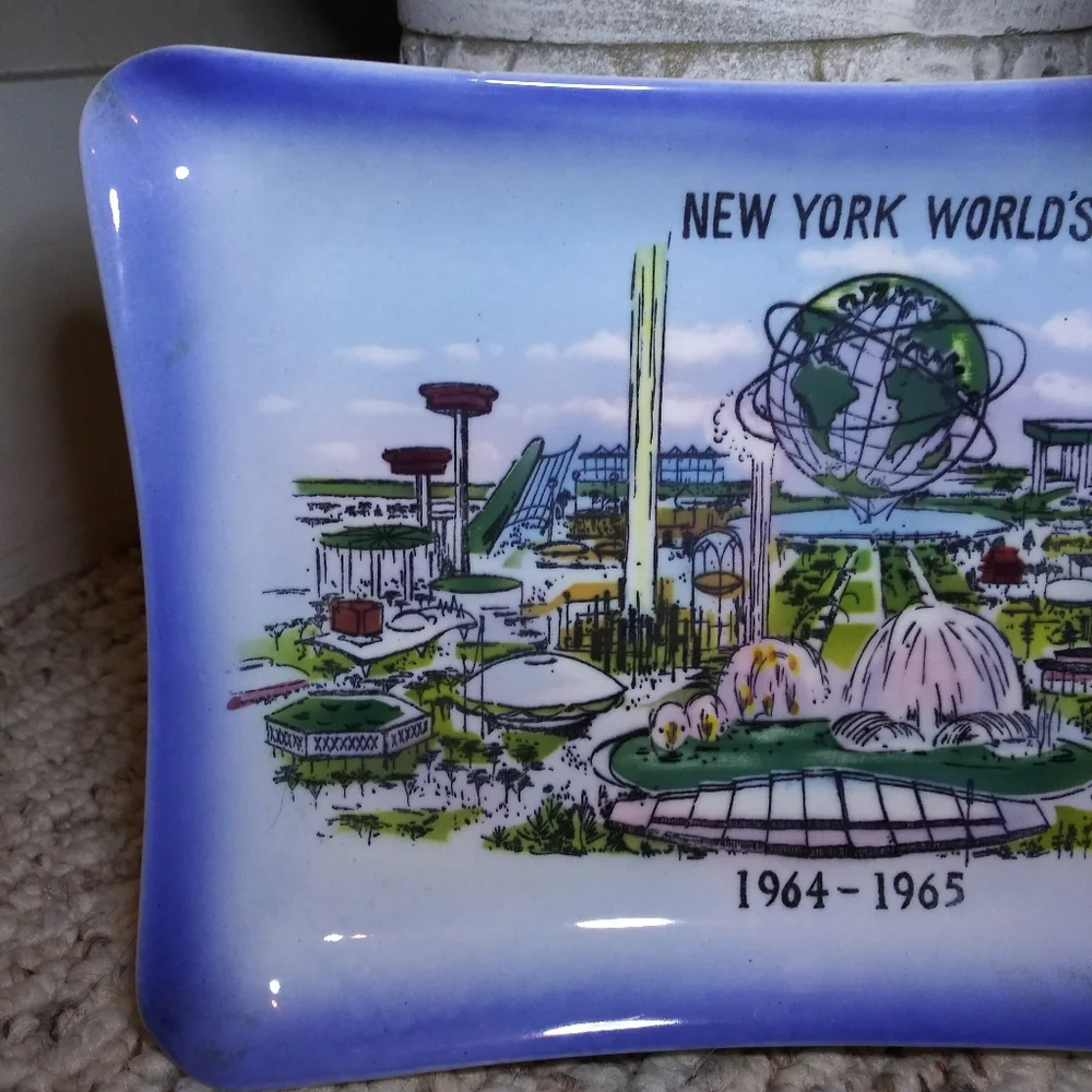 Vintage 1964-1965 New York World's Fair Dish